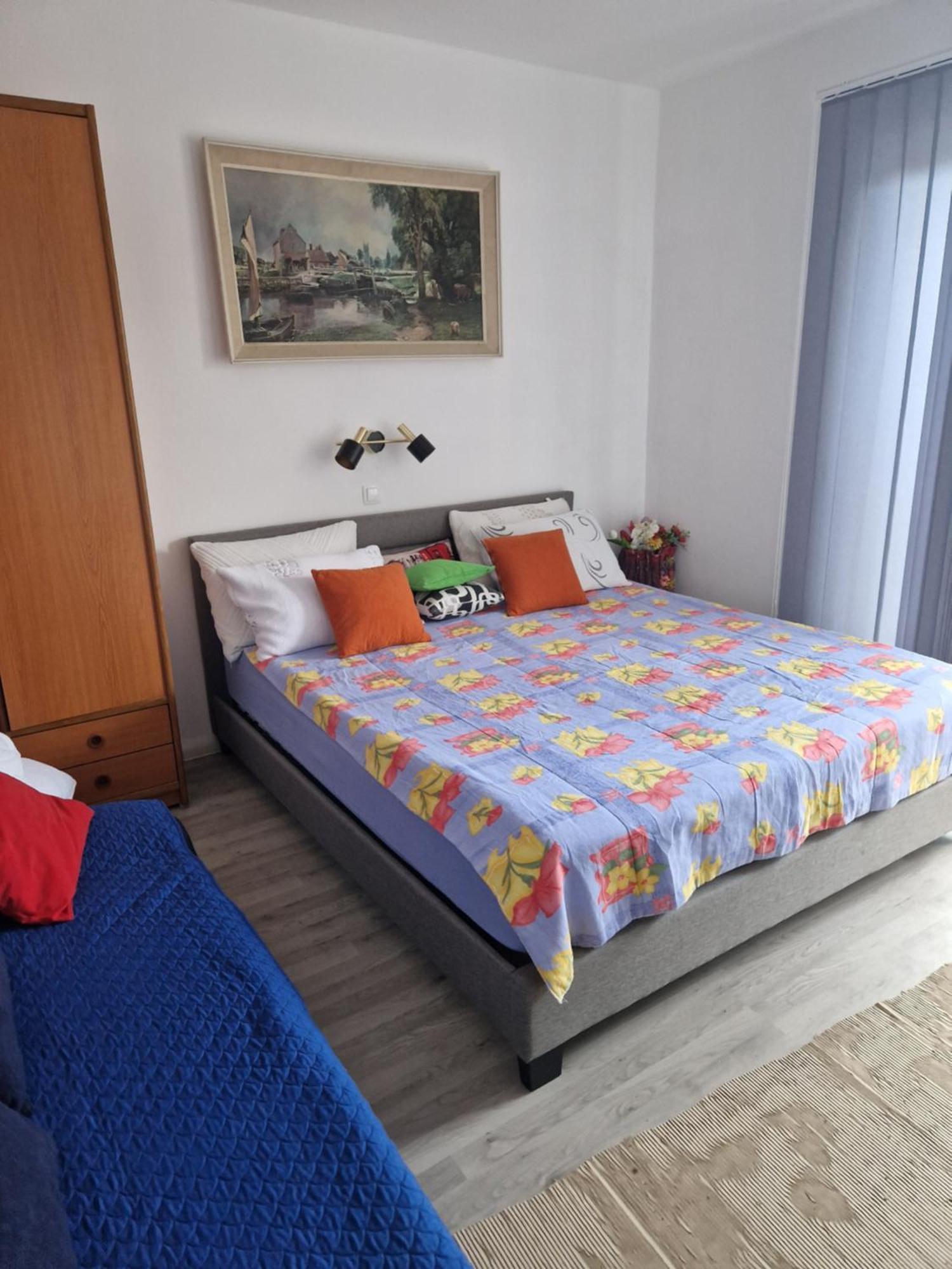 Vera Apartment Kampor Luaran gambar